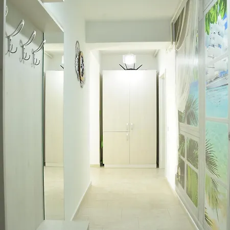 Roapart -sea View 2 La 1 Min De Plaja * Năvodari