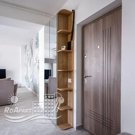 Appartement Roapart -sea View 2 La 1 Min De Plaja Năvodari