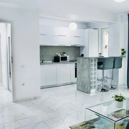 Roapart -sea View 2 La 1 Min De Plaja Apartamento Năvodari