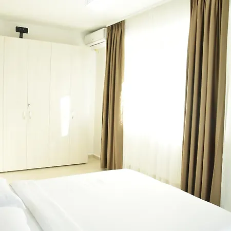 Roapart -sea View 2 La 1 Min De Plaja Apartamento Năvodari